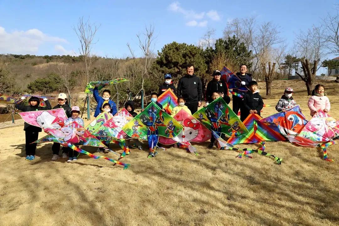 春風十里,植下一片綠 | 瑞源控股集團開展2023年植樹節系列活動 春風十里,植下一片綠 | 瑞源控股集團開展2023年植樹節系列活動