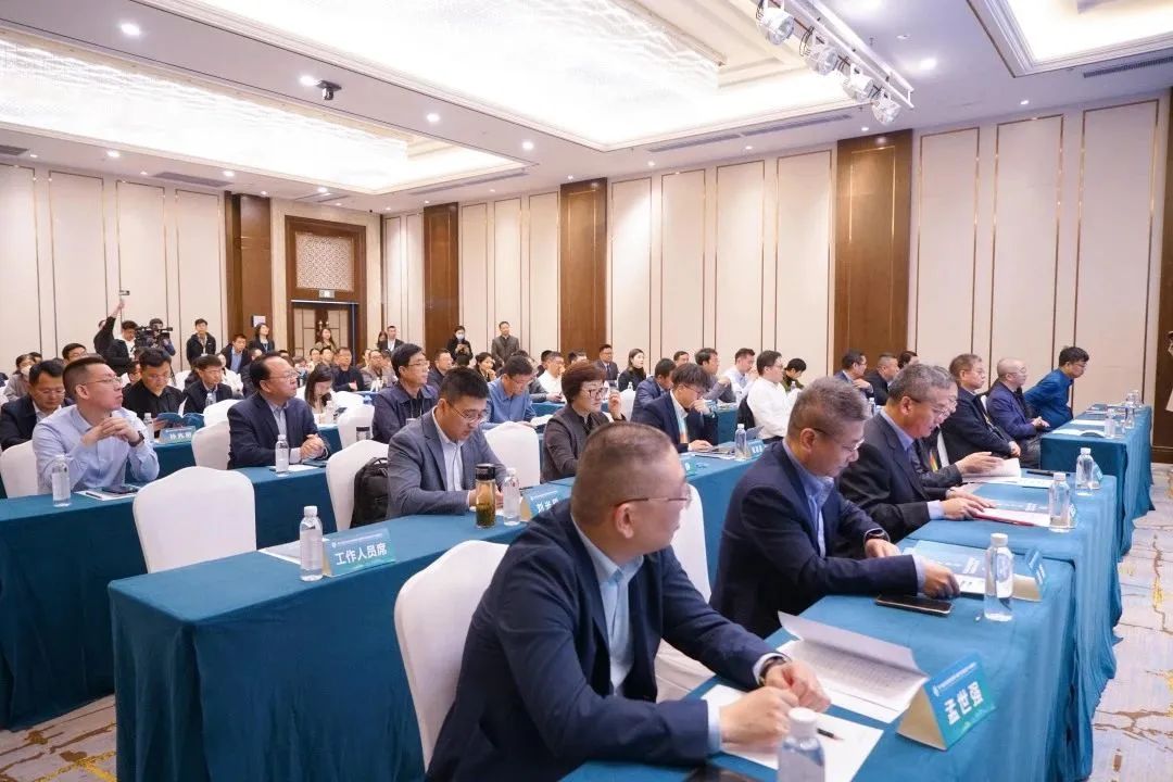 加快綠色低碳轉型,建設美麗宜居城鄉丨文達通股份新型“物管城市”模式亮相2023房地產企業數字化發展論壇 加快綠色低碳轉型,建設美麗宜居城鄉丨文達通股份新型“物管城市”模式亮相2023房地產企業數字化發展論壇