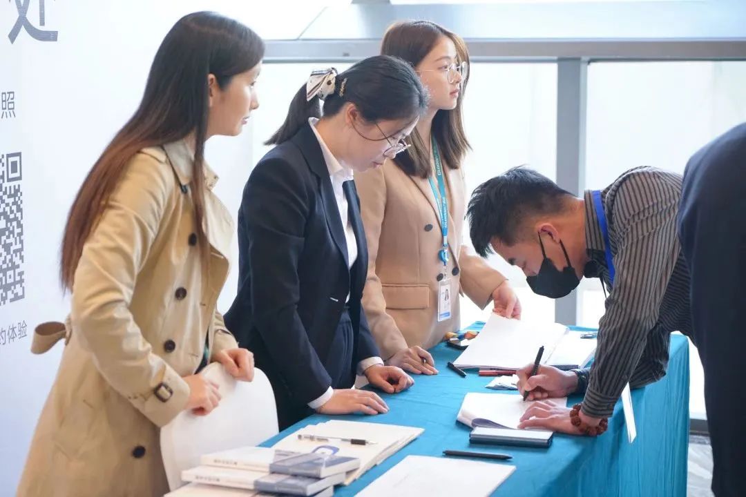 加快綠色低碳轉型,建設美麗宜居城鄉丨文達通股份新型“物管城市”模式亮相2023房地產企業數字化發展論壇 加快綠色低碳轉型,建設美麗宜居城鄉丨文達通股份新型“物管城市”模式亮相2023房地產企業數字化發展論壇