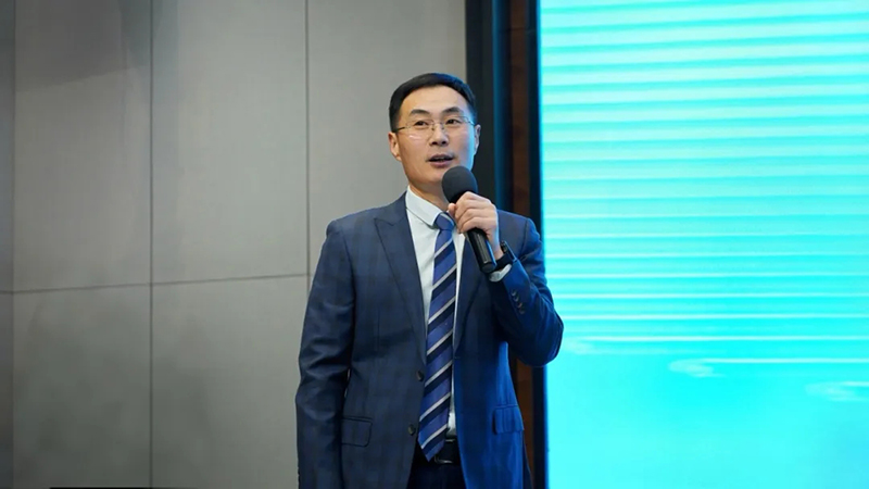 融智迭變 聚勢拓新丨智慧產(chǎn)業(yè)集團(tuán)2025年創(chuàng)新發(fā)展啟動大會順利召開 融智迭變 聚勢拓新丨智慧產(chǎn)業(yè)集團(tuán)2025年創(chuàng)新發(fā)展啟動大會順利召開